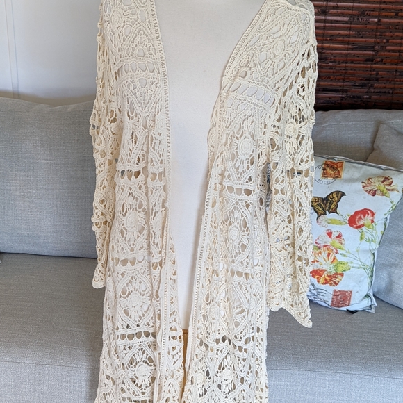 Belldini.  Cardigan.  A24 - Picture 2 of 8